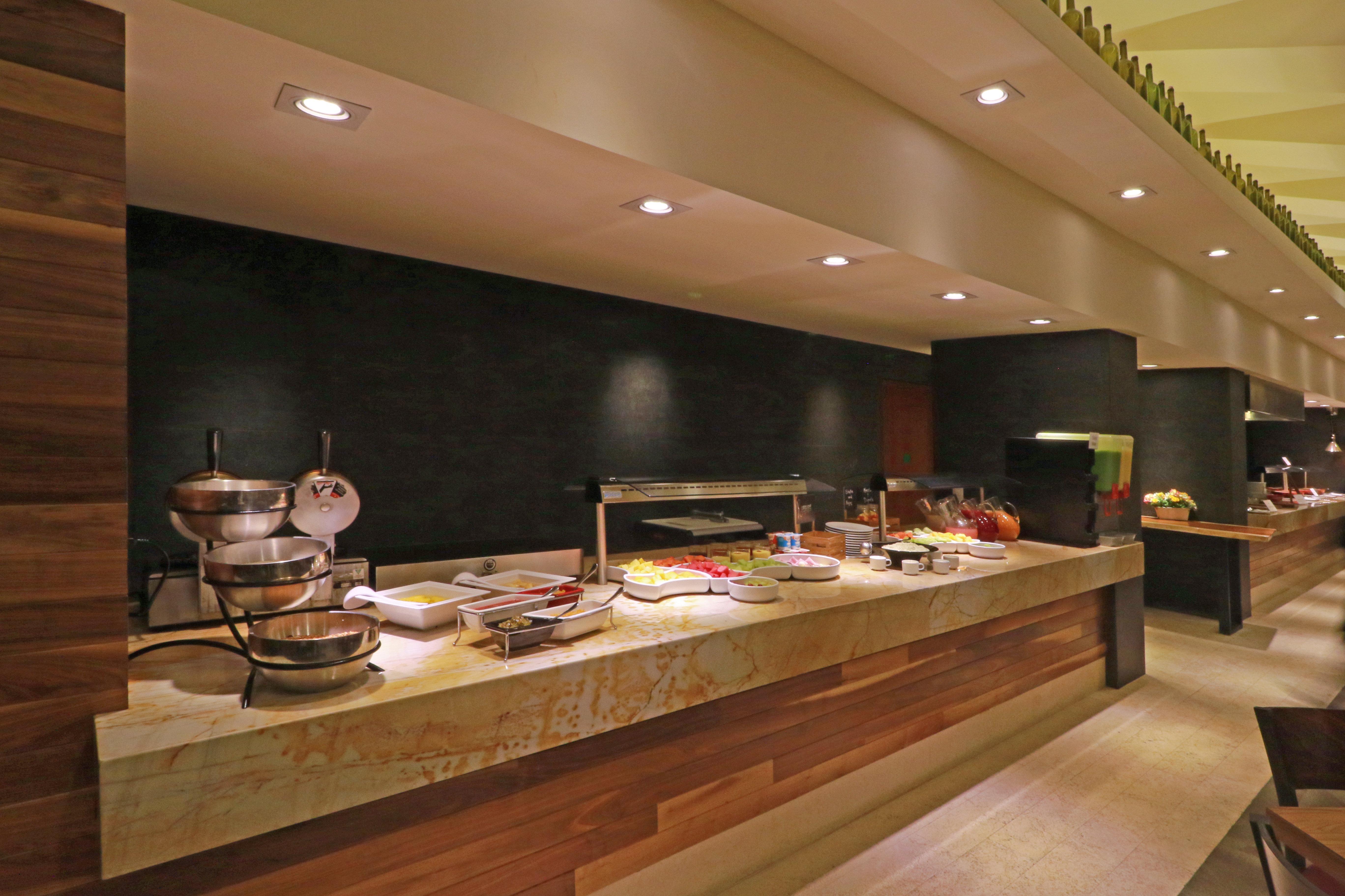 Holiday Inn & Suites Plaza Mayor By Ihg León Exterior foto