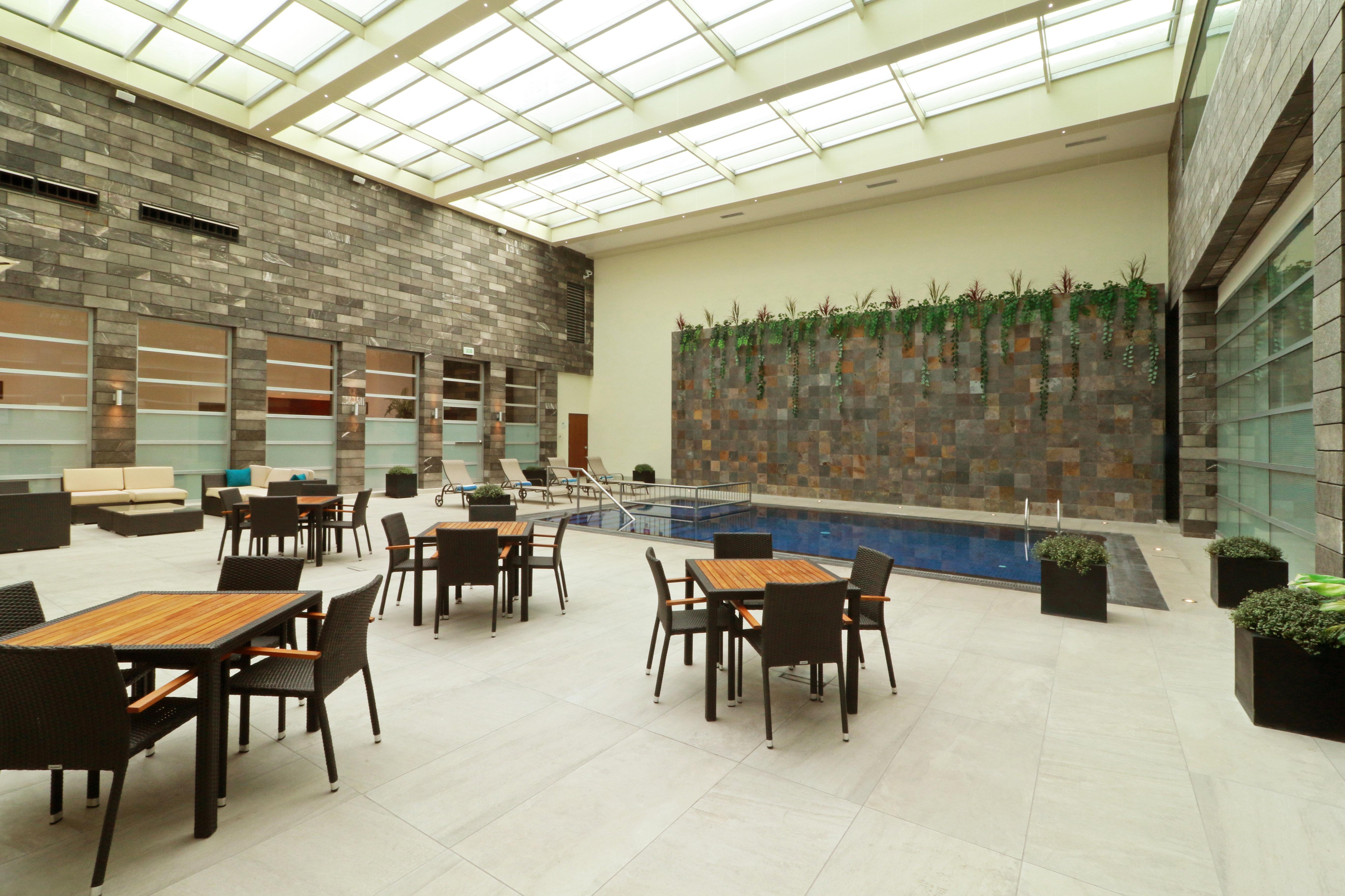 Holiday Inn & Suites Plaza Mayor By Ihg León Exterior foto